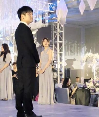 若风婚礼暗示微笑苏小妍好事将近草莓直言微笑随身携带户口本