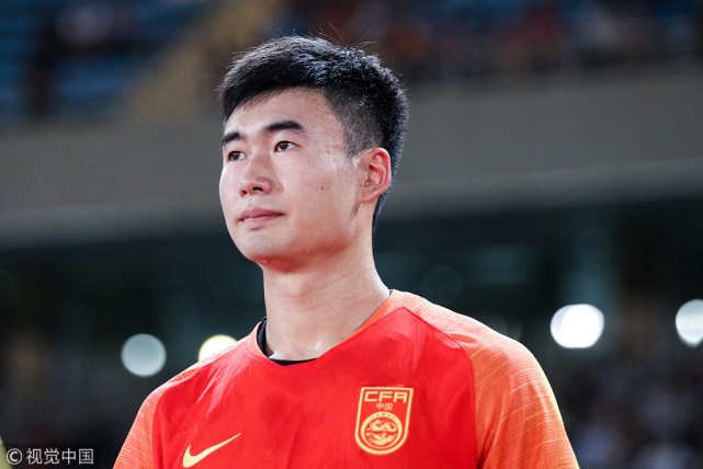 国足集训补充召入邓涵文范晓冬 或因张琳芃冯