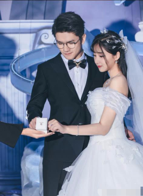 若风婚礼的一幕引起了大家的回忆 网友:祝苏小妍早日学成归来