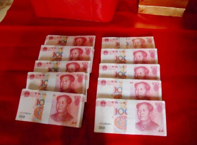 订婚后又要退婚 因彩礼钱准婆婆大闹法院