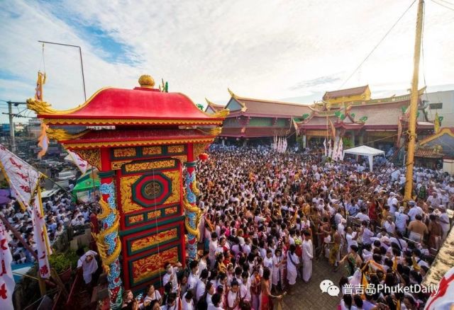 高能预警!泰国最重口味的节日?2018普吉岛九