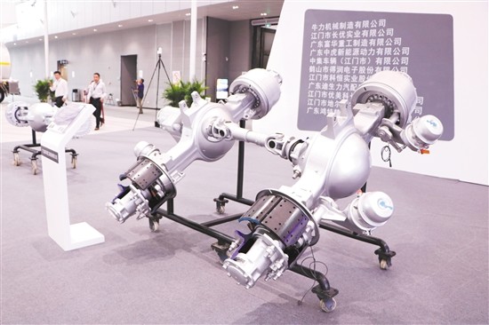 富华重工生产的驱动桥.