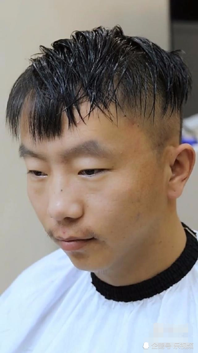 胡子拉渣的小伙烫黑人烫烫完的瞬间网友最丑的效果没有之一