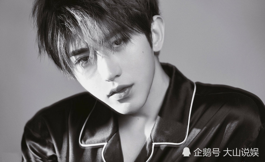 颜值与学识不匹配的明星:蔡徐坤、王俊凯、许