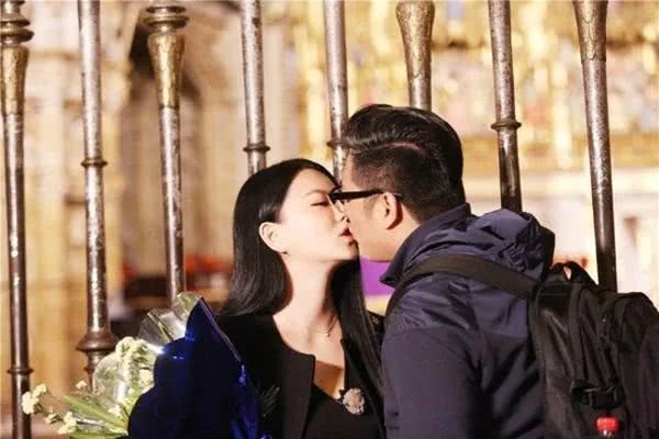 王岳伦与神秘女举止亲密搂抱壁咚疑似出轨李湘怎么办