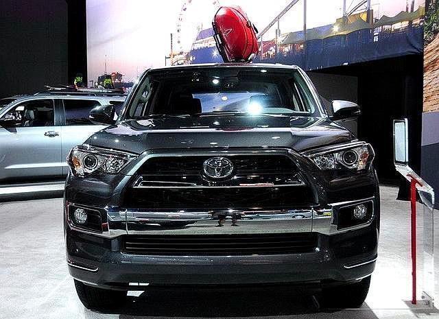 一款中大型suv丰田4runner!配自然吸气!5档变速!运动悬挂!