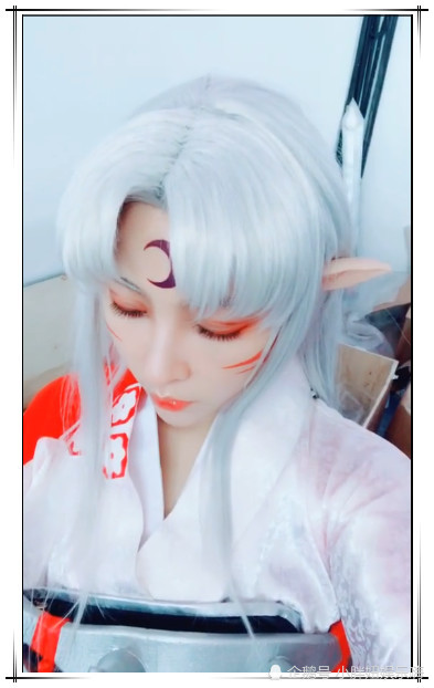 小姐姐cos"杀生丸"神还原,抬头那一刻,网友:铁碎牙已奉上