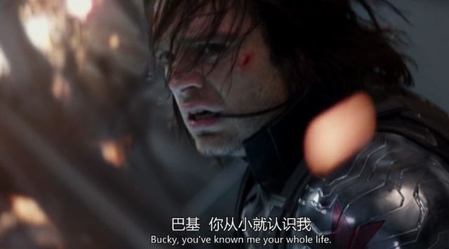 看完《美队2》这段感情戏,才明白美队为何誓死