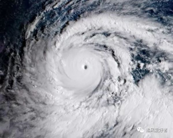 葡萄牙176年来首个飓风登陆,西太地区的台风玉