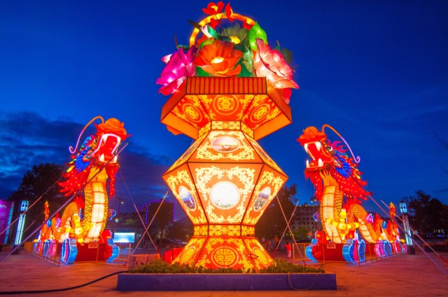 最美的灯彩将"非遗"风采展现淋漓尽致,人少景美出发!