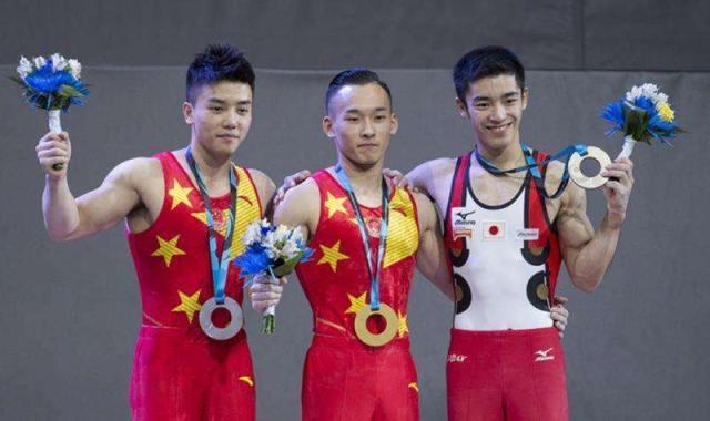 而且还顺利的完成了以自己名字命名的"范忆琳下"——后摆转体180成