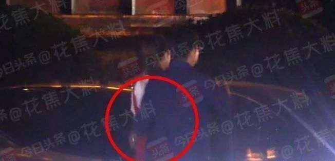 王岳伦|又被拍到这么亲密的画面？这次怎么跟老婆解释？