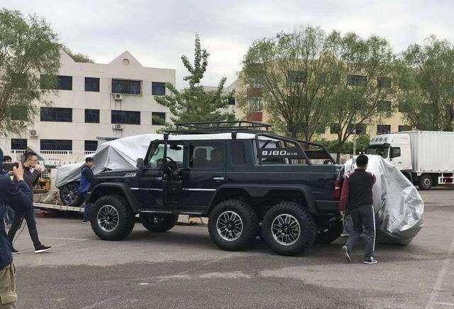 首台6驱版北汽bj80现身,简直帅到掉渣,堪称国产巨无霸