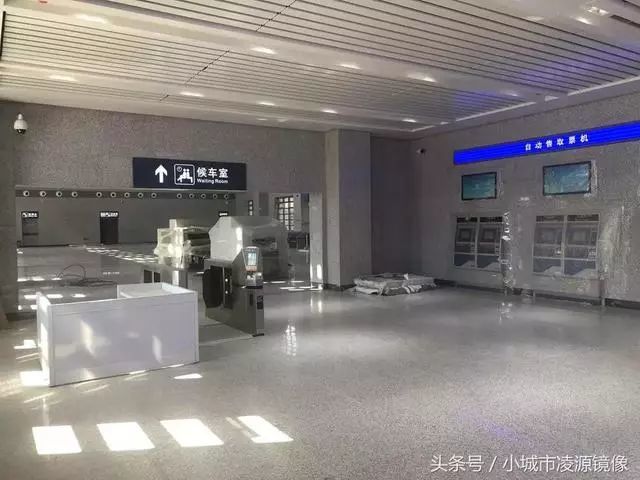 这个站点叫凌源南站,也差一点成为北京至沈阳和赤峰至葫芦岛的中继站