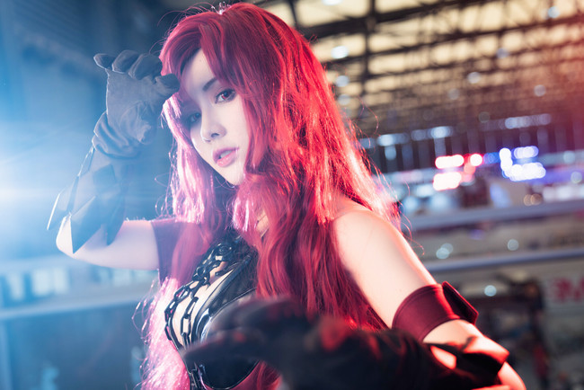 龙之谷cosplay萝丝琳德御姐