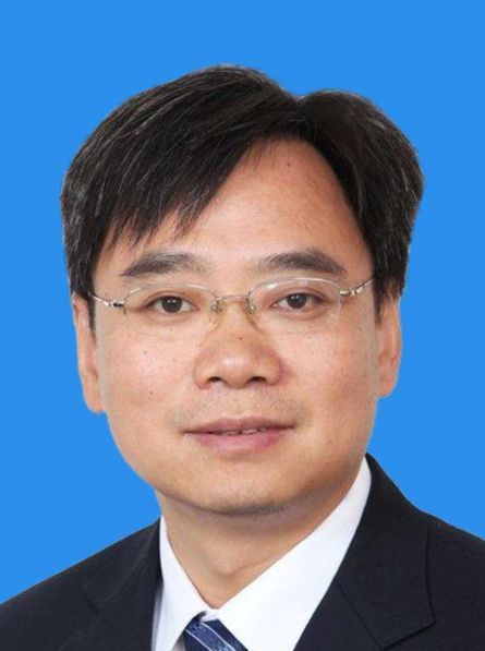 冯江华,男,汉族, 1964 年11 月19日出生,湖南衡阳人,无党派人士,教授