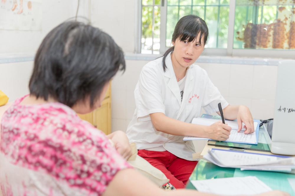 伍仲珮纪念医院社区防治科 被禁锢的精神病患"解锁"人