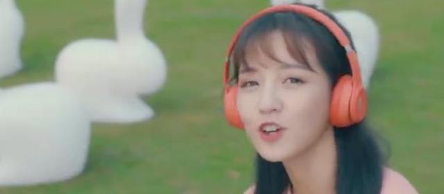 莉哥的违约金有多少法律来告诉你,网友倾家荡