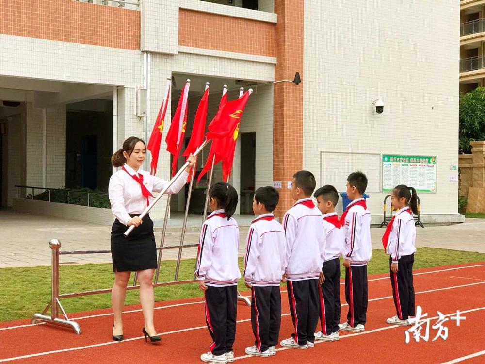 紅領巾,我為你自豪丨澄海各小學舉行新生入隊儀式