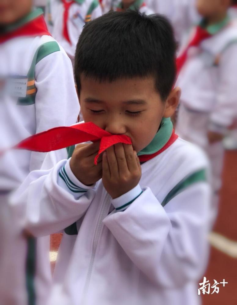 紅領巾,我為你自豪丨澄海各小學舉行新生入隊儀式