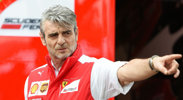 当他给我打电话的时候,我总会觉得电话的另一头像是迈克尔-舒马赫