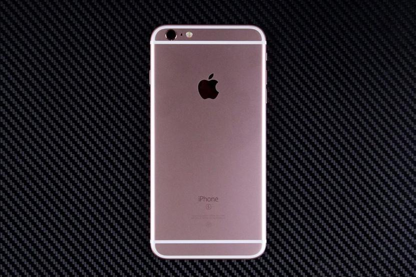 iphone6sp價格再度狂跌,和小米8相差無幾,如何選?