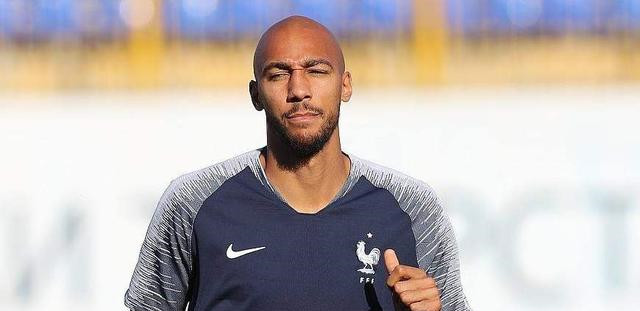 盘点足坛现役十大后腰排行榜中超一人上榜,第