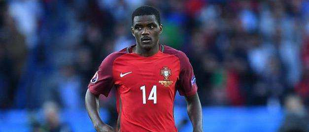 盘点足坛现役十大后腰排行榜中超一人上榜,第