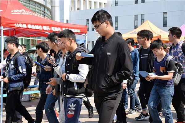 防不胜防!莫名收到一堆短信验证码,钱却不翼而