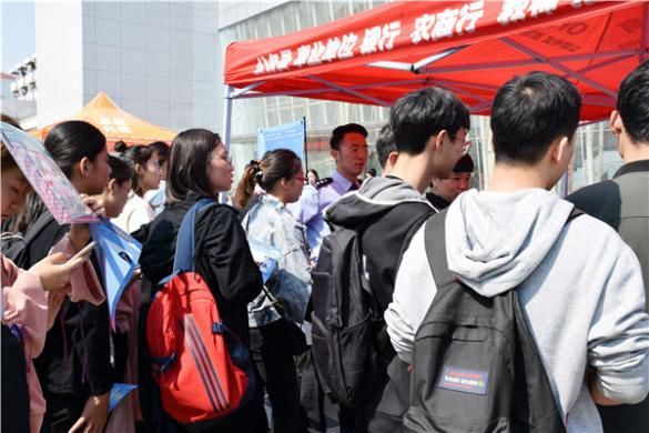 防不胜防!莫名收到一堆短信验证码,钱却不翼而