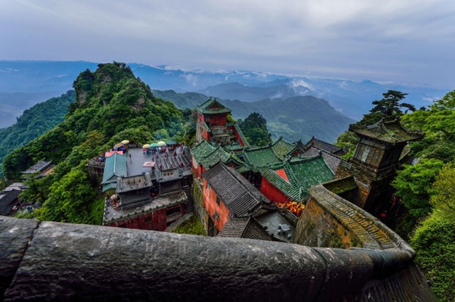 湖北最掙錢的景區,一年收入高達50億,僅門票就能掙20億|景區|武當山