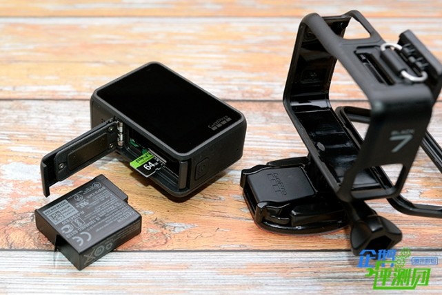 防抖又防水、手机相机都替代不了的直播神器: