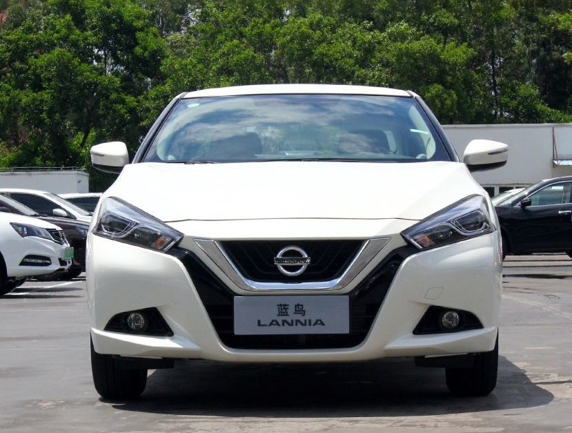 东风日产年轻轿跑蓝鸟,这个外观设计,只有年轻人可以驾驭