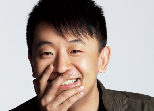 娱乐圈那些有军人背景的艺人,除了韩雪,她的爷