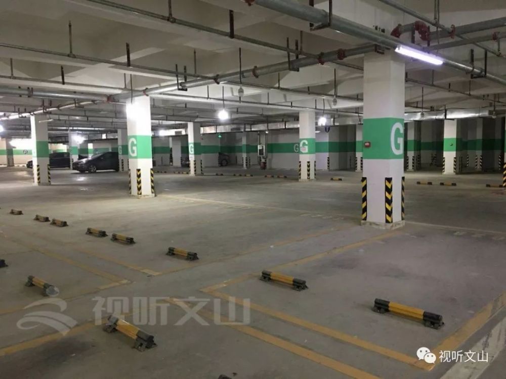 租个车位要先付清50年租金!这个小区业主开车