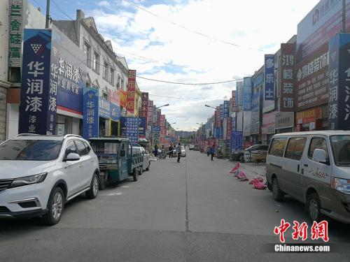 燕郊楼市探访：炒房客血赔上百万 售楼处大门紧锁[墙根网]