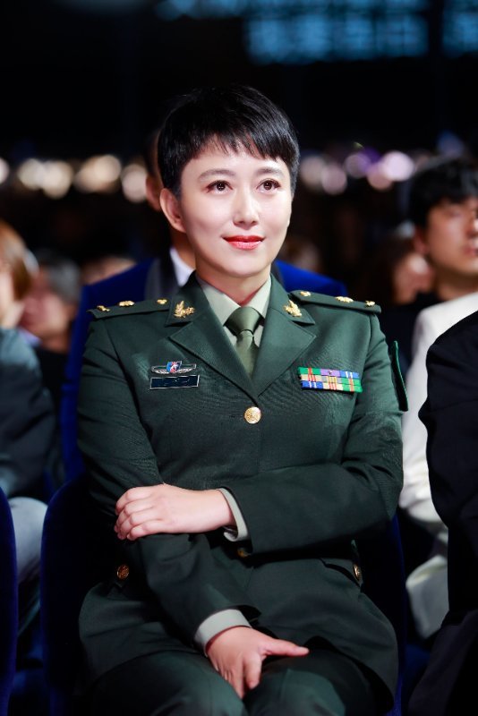 丁柳元我演的英雄塑造了我