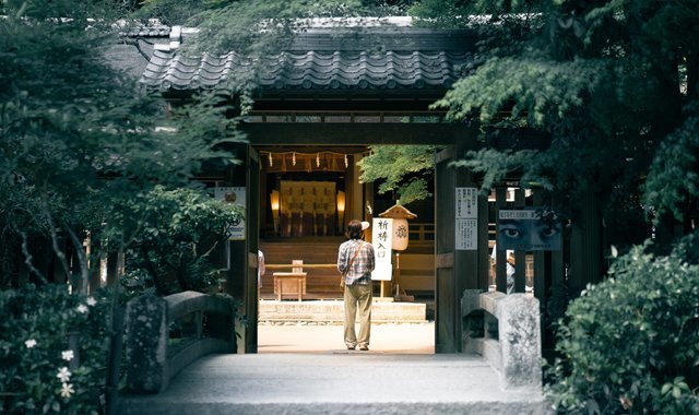 日本寺庙的一些标语成了网红,这是佛教本土化