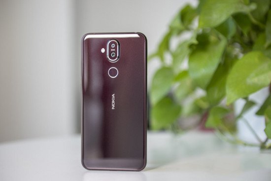 诺基亚销量暴涨782% 重回全球前十?网友:玩性