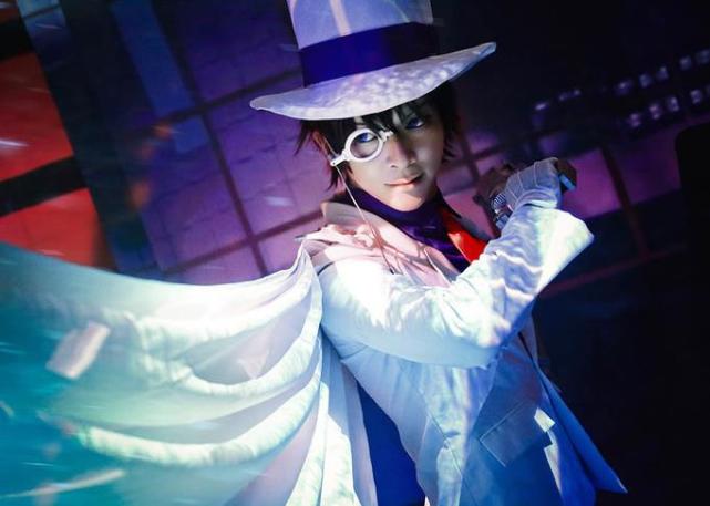 名侦探柯南cosplay,柯南被小兰养胖了?基德也是圆脸小哥