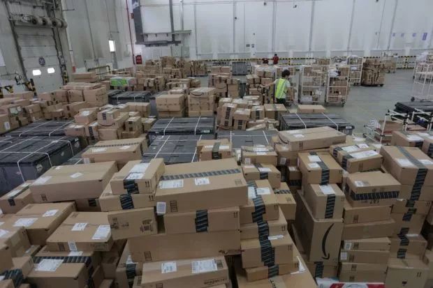 退群王特朗普又退出万国邮政联盟,原因果然与