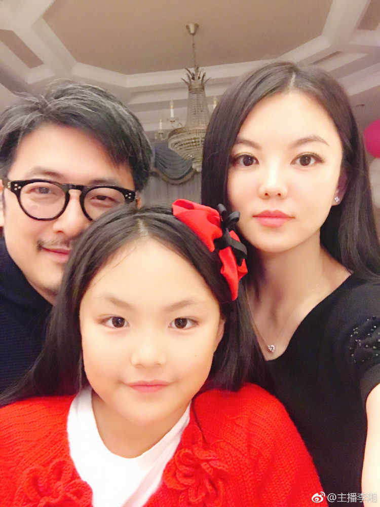 破产后李湘离开了他，现身家30亿首谈李湘，13字回应令人心寒（组图） - 3
