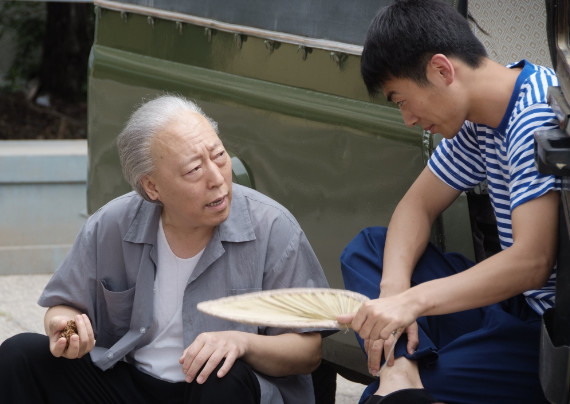 《正阳门下》登电视剧频道 朱亚文演30年变迁 边潇潇胡同青春