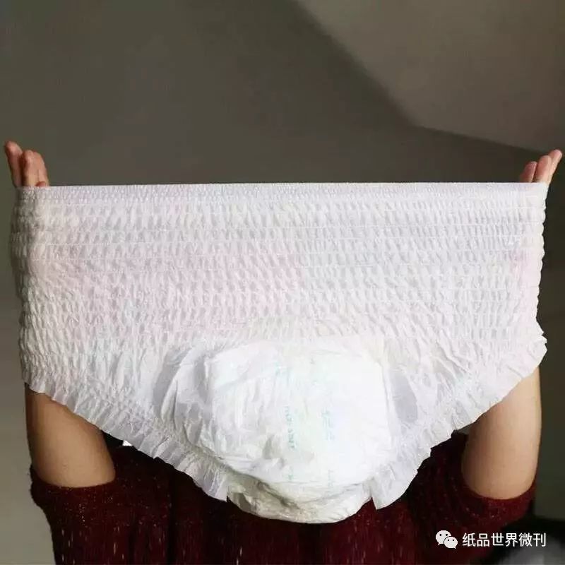 为什么宝宝穿拉拉裤总会侧漏?