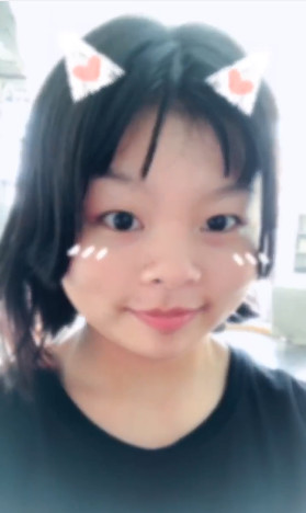 最丑女团成员女大十八变素颜卖萌自称世界上最可爱的女人