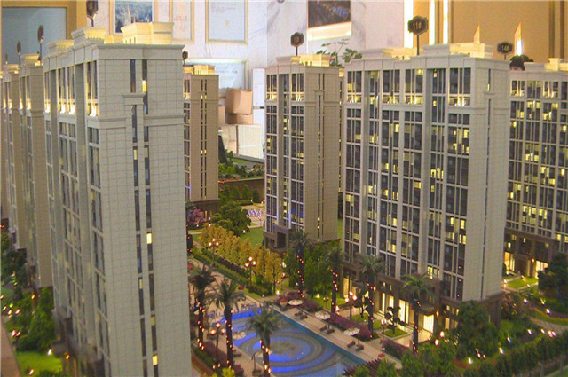 100万的房子首付30万,贷款30年利息总共需要