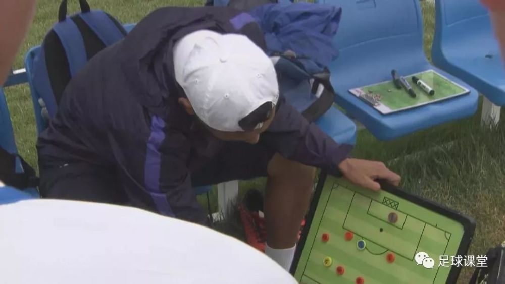 天津泰达U13梯队主教练李洪洋:梦想自己的弟