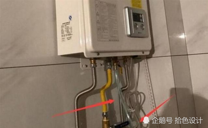 邻居建议热水器用冷凝的,可当我看到这根管子