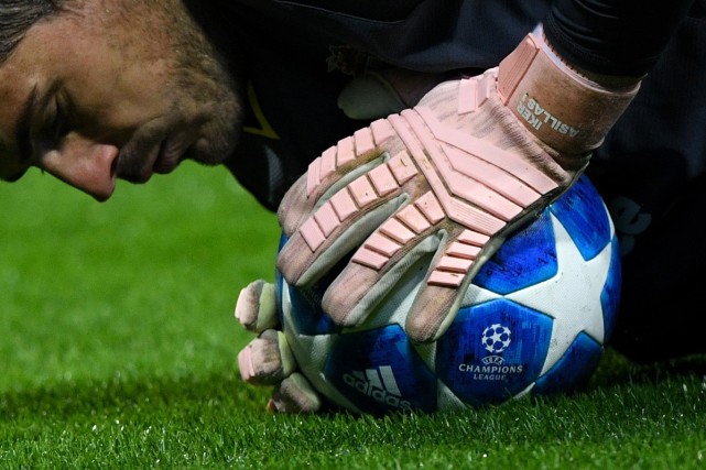 圣卡西迎欧战百场紧追C罗 一欧冠数据完胜布冯