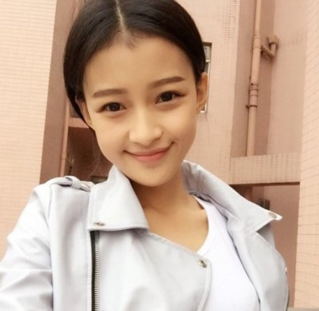 孙怡在抖音比划了一个简单手势,却难倒众多网